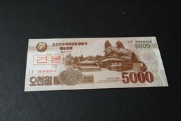 UNC specimen 5000 won Corée du nord 2013