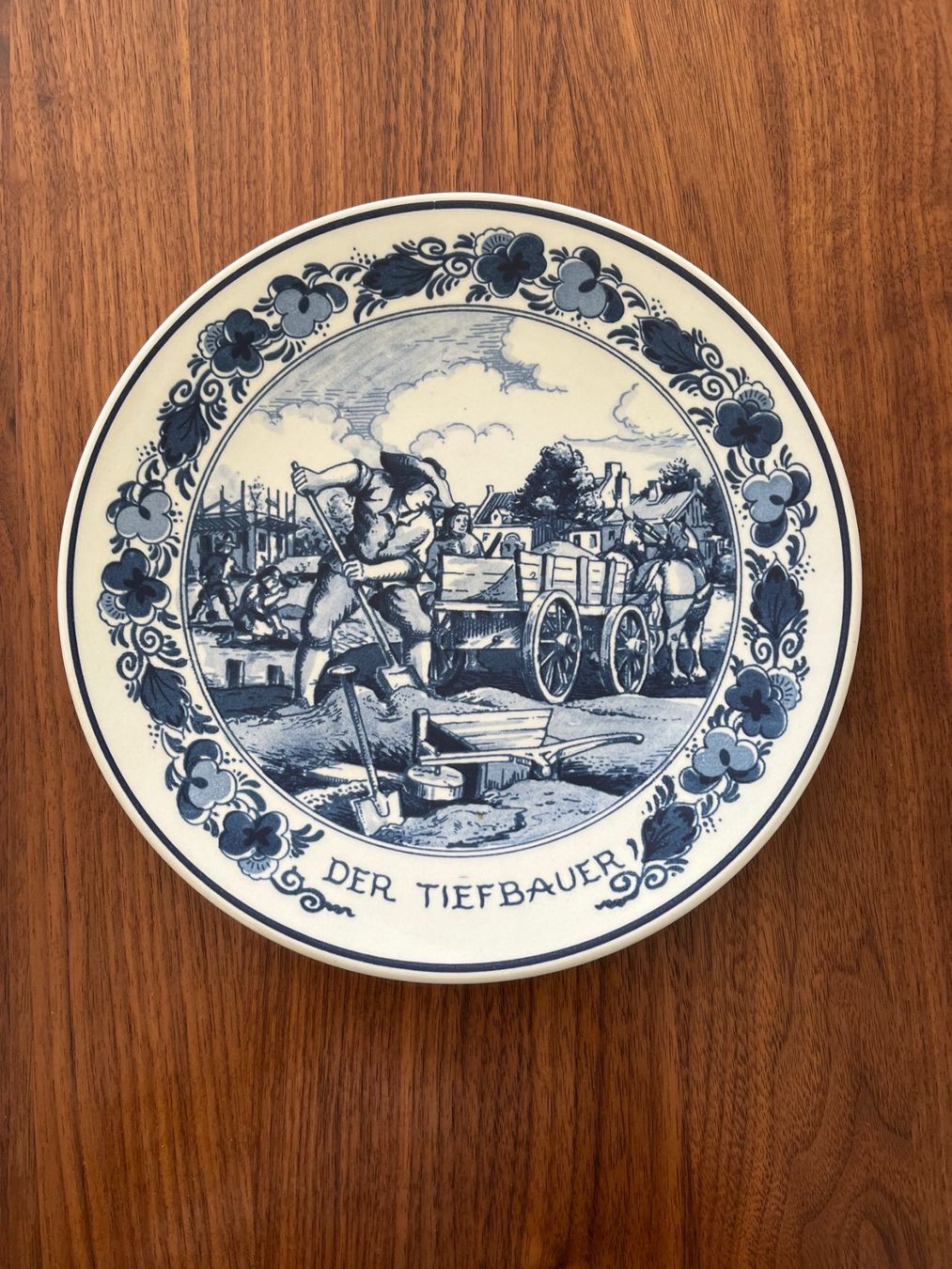 Manufactum Tutte le decorazioni: Wandteller von Royal Goedewaagen – Usato da Hergiswil NW venduto da redrose51
