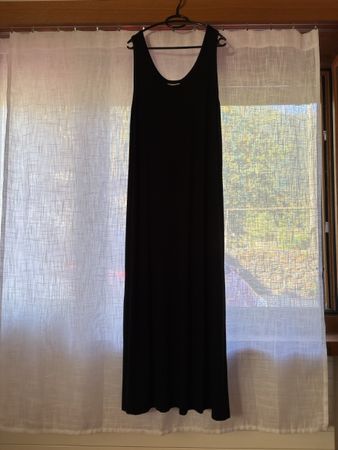 Abito lungo nero Marc O'Polo taglia XL, perfetto per l'estat
