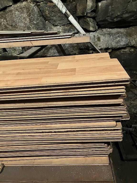 Tous les outils: Tavole per parquet – Neuf avec emballage d'origine à Gudo par ele_7h2r 1