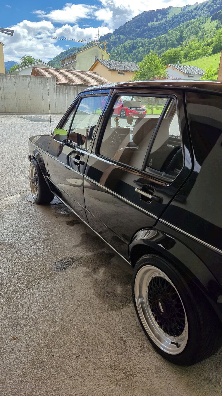 VW Automobili: VW Golf 1 GL 1983 – Usato da Grandvillard venduto da SL-Modelcars 2