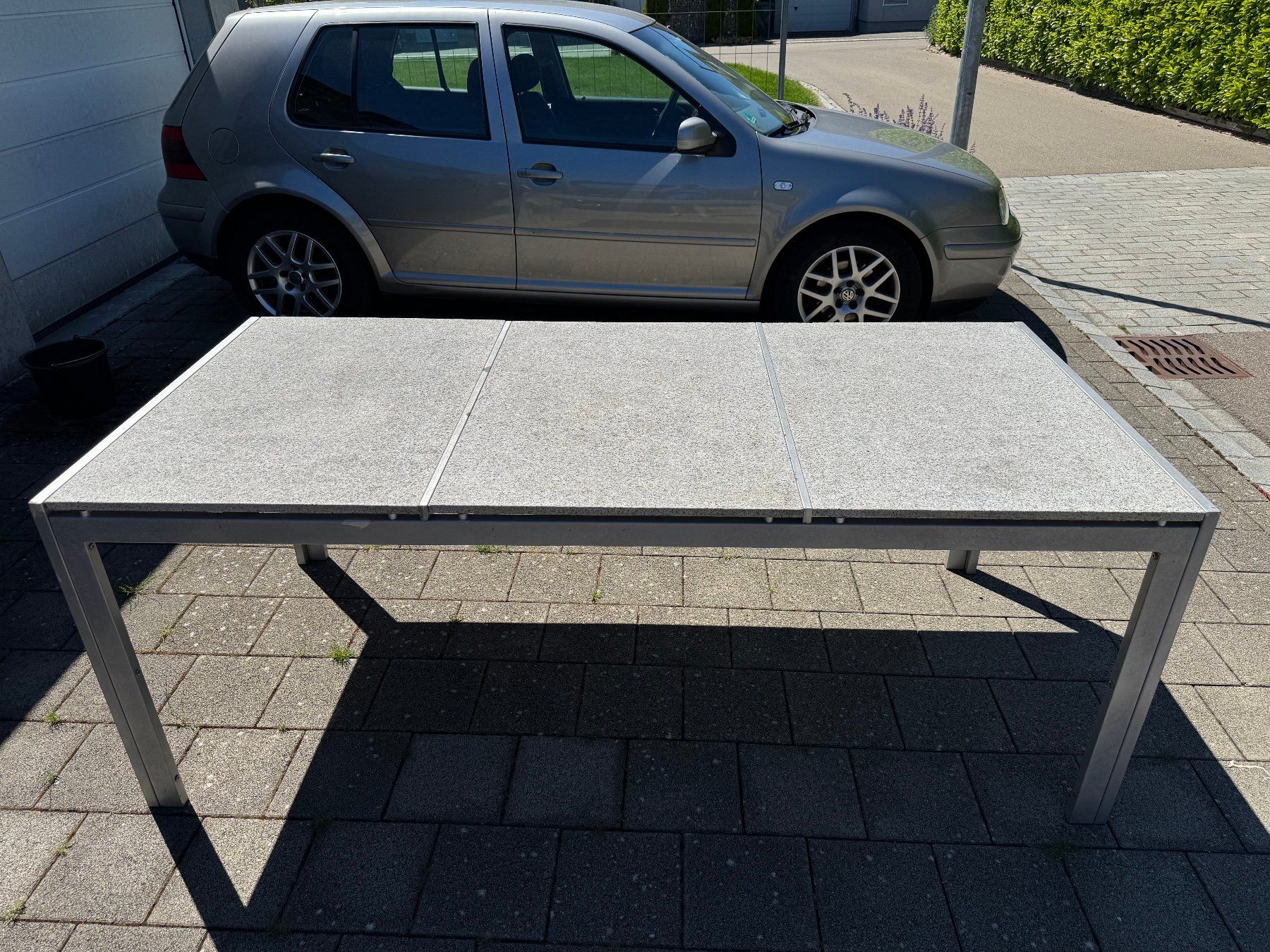 Tables: Gartentisch inkl. 6 Stühle – D'occasion à Müllheim Dorf par ale_q8pn 2