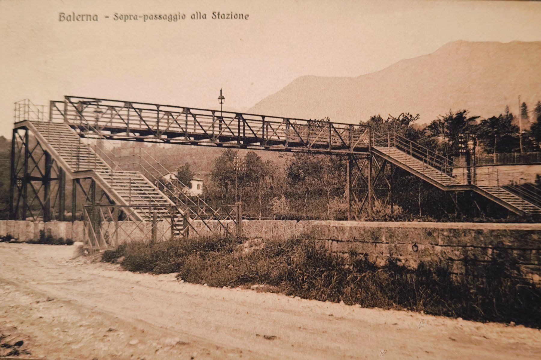 Cartoline postali: Balerna sopra passaggio stazione ca. 1915 RR – Usato da Biasca venduto da Elia2002