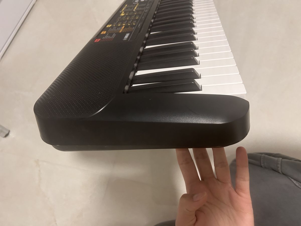Yamaha Strumenti musicali: Yamaha E-Piano PSR F52 – Nuovo (secondo la descrizione) da Wetzikon ZH venduto da Zehra_mne 1
