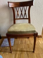Chaise ancienne en bois massif style Biedermeier
