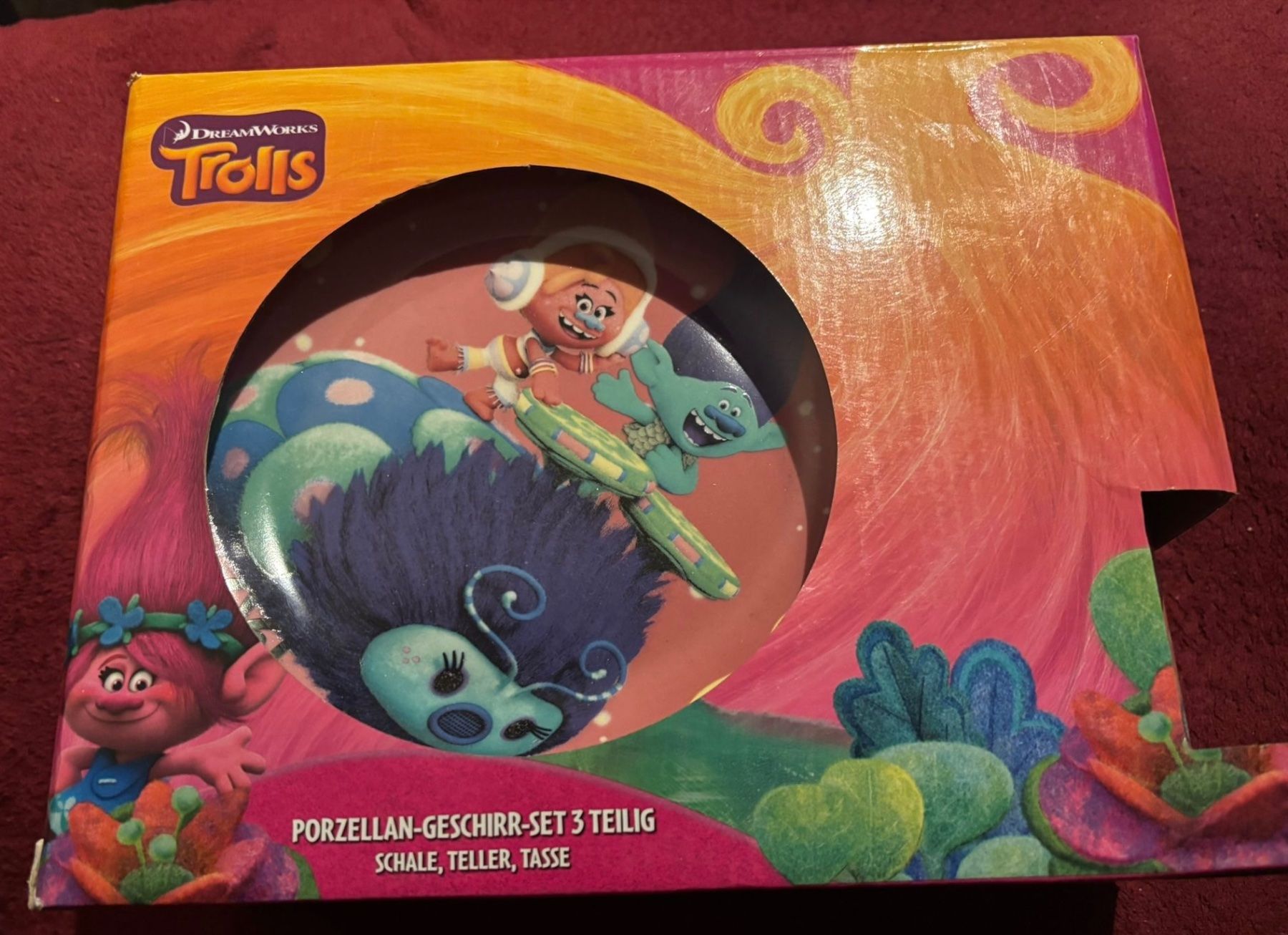 Set di piatti: Frühstücks-Set Trolls OVP Tasse Teller Schale – Nuovo e nell'imballaggio originale da Buchs SG venduto da Billikatze5