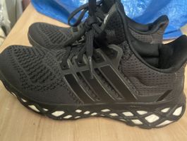 Neue Adidas Schuhe Laufschuhe Gr.38Ocean Plastic