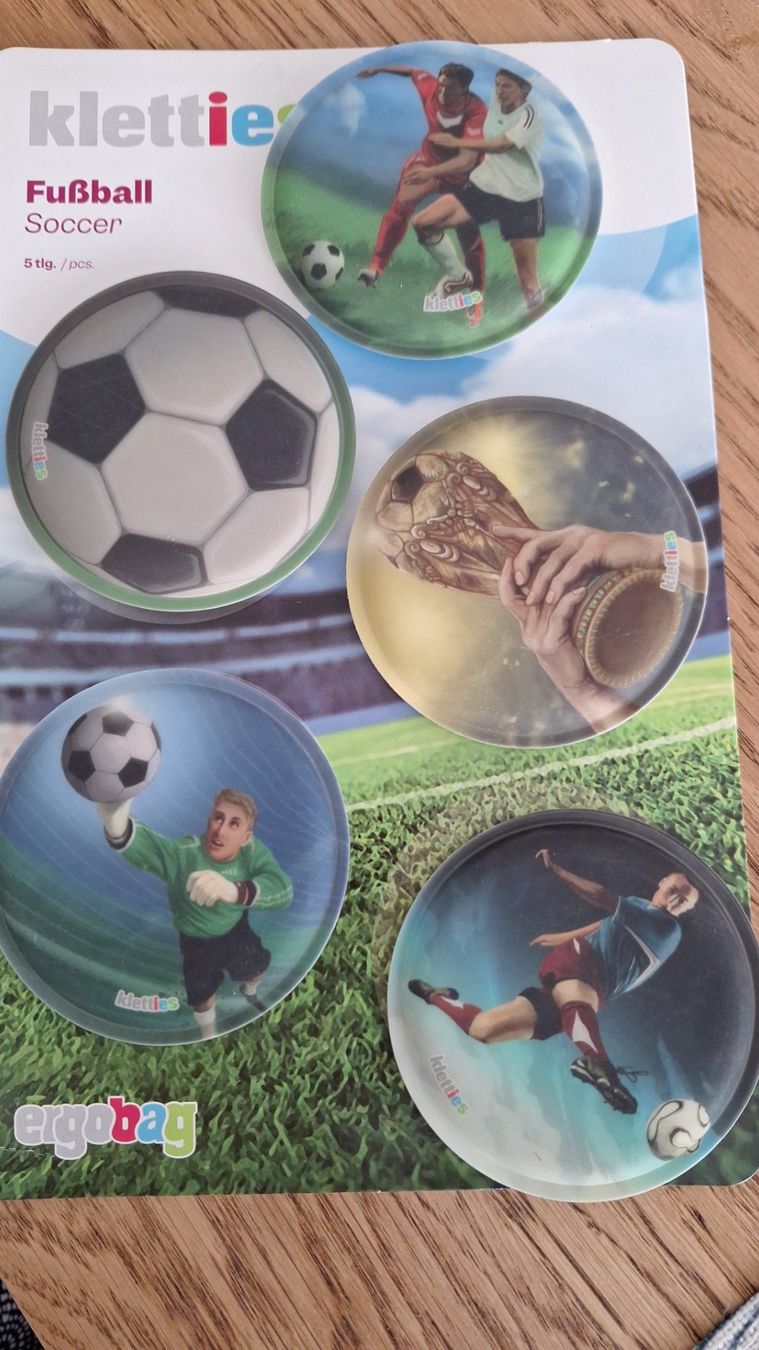 Ergobag Placchette & Badge: Kletties Soccer Ergobag – Nuovo e nell'imballaggio originale da Aadorf venduto da Yvonne58