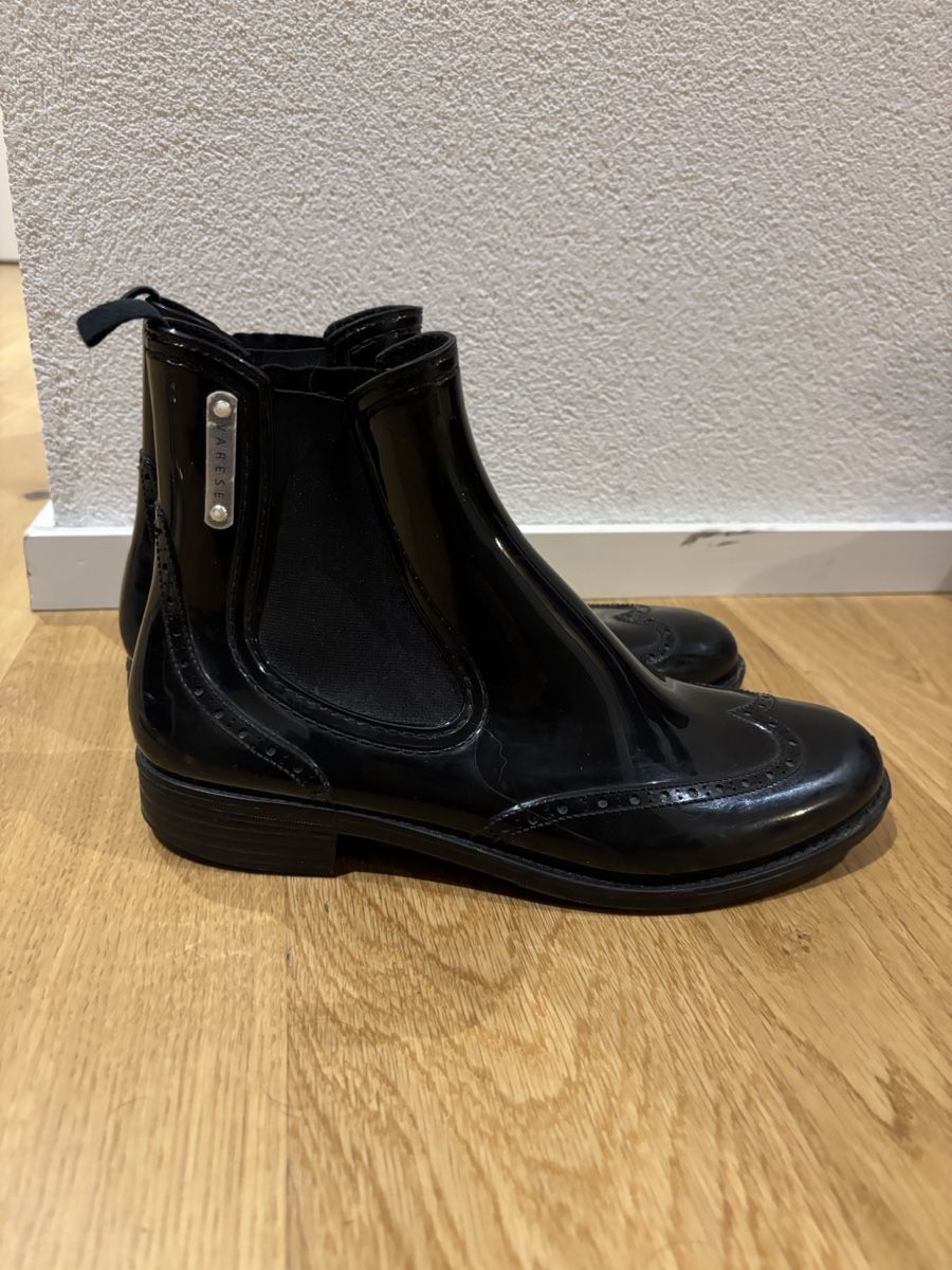Damenschuhe: Bottines de pluie – Gebraucht aus Mur (Vully) FR von lea_rsw7
