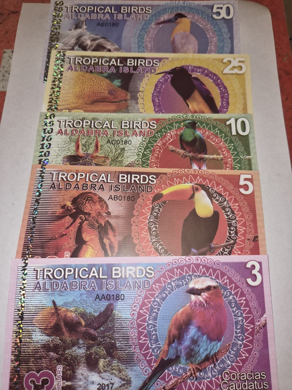 Banconote: lot de 5 billets commémoratif Tropical – Nuovo (secondo la descrizione) da Senèdes venduto da hen_fw8b