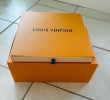 2 Louis Vuitton Boxen
