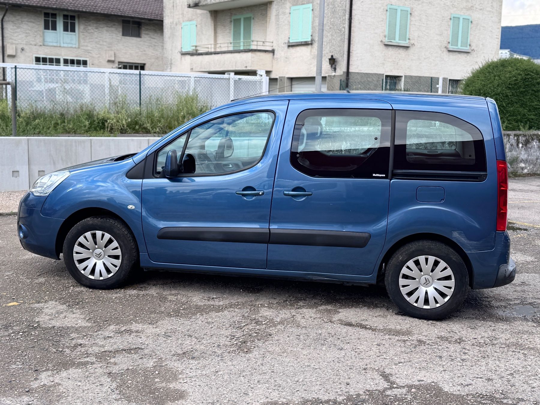 Citroën Automobili: Citroën Berlingo Multispace 1.6i – Usato da Montagny-Yverdon venduto da fva42 1
