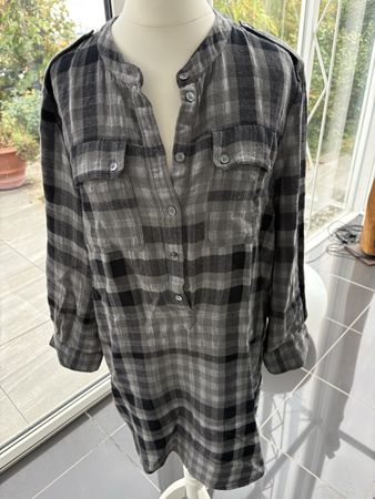 Burberry Damenblusenkleid kariert grau schwarz