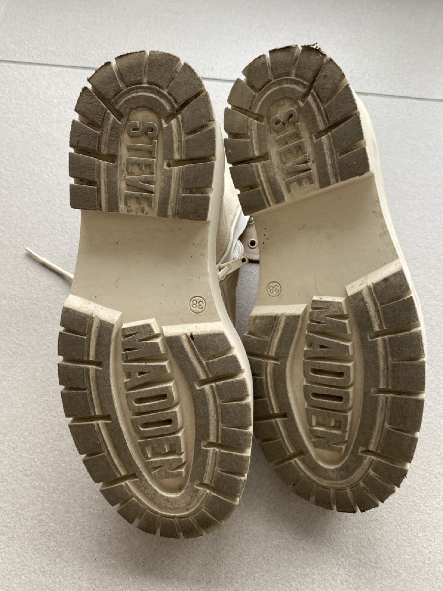 Scarpe da donna: Winterstifeletten – Usato da Chur venduto da dan_tp5n 4