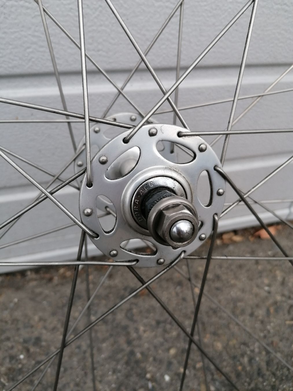 Shimano Pezzi di ricambio: Dura-Ace Bahnrad Hinterrad  – Usato da Lausanne venduto da Frankenstein 4