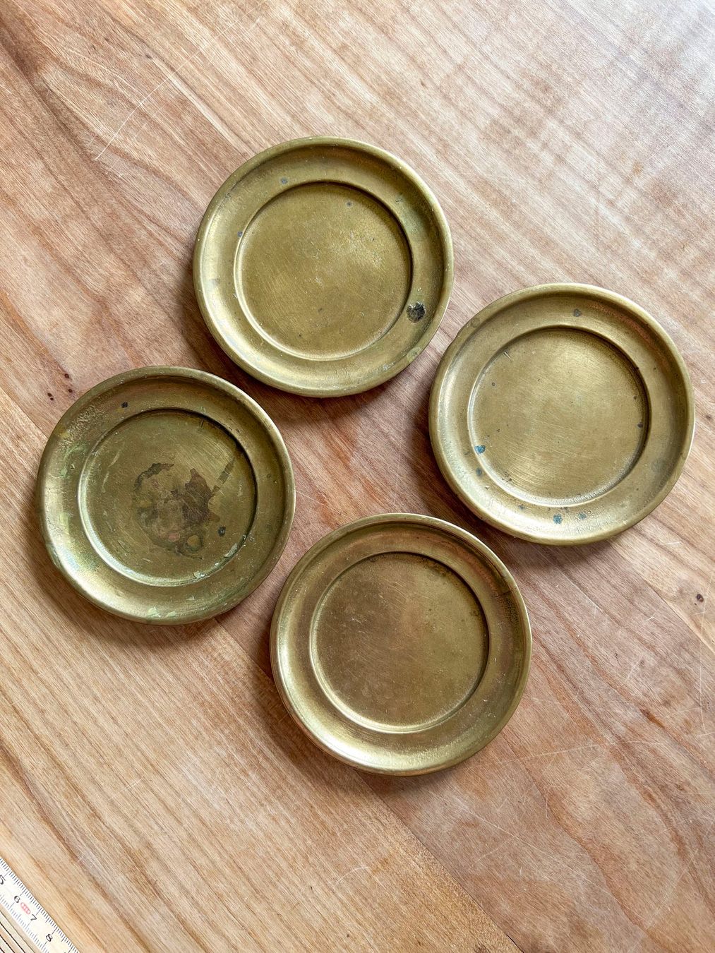 Sottobicchieri: 4 Vintage Messing Untersetzer – Usato da Winterthur venduto da Ael_ 1
