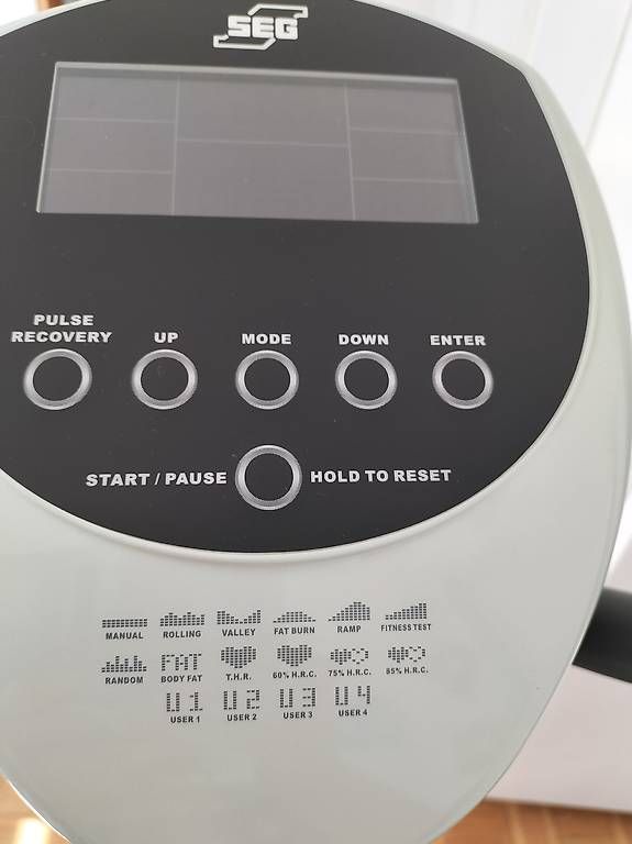 Hometrainer: SEG EM-3236 Crosstrainer – Gebraucht aus Amriswil von cbe_cr6q