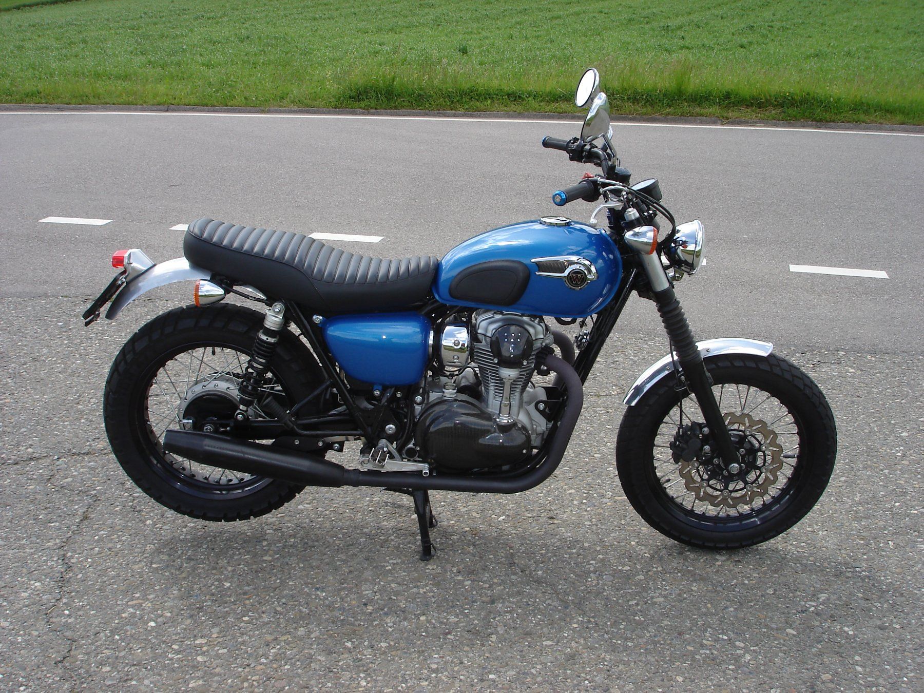 Kawasaki Strada: Kawasaki W800  (Cup Version W 800) – Usato da Gelterkinden venduto da hundredmilehouse 5