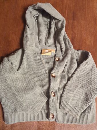 Süsser Baby Strickcardigan mit Kapuze, Grösse 68, Top Zustan