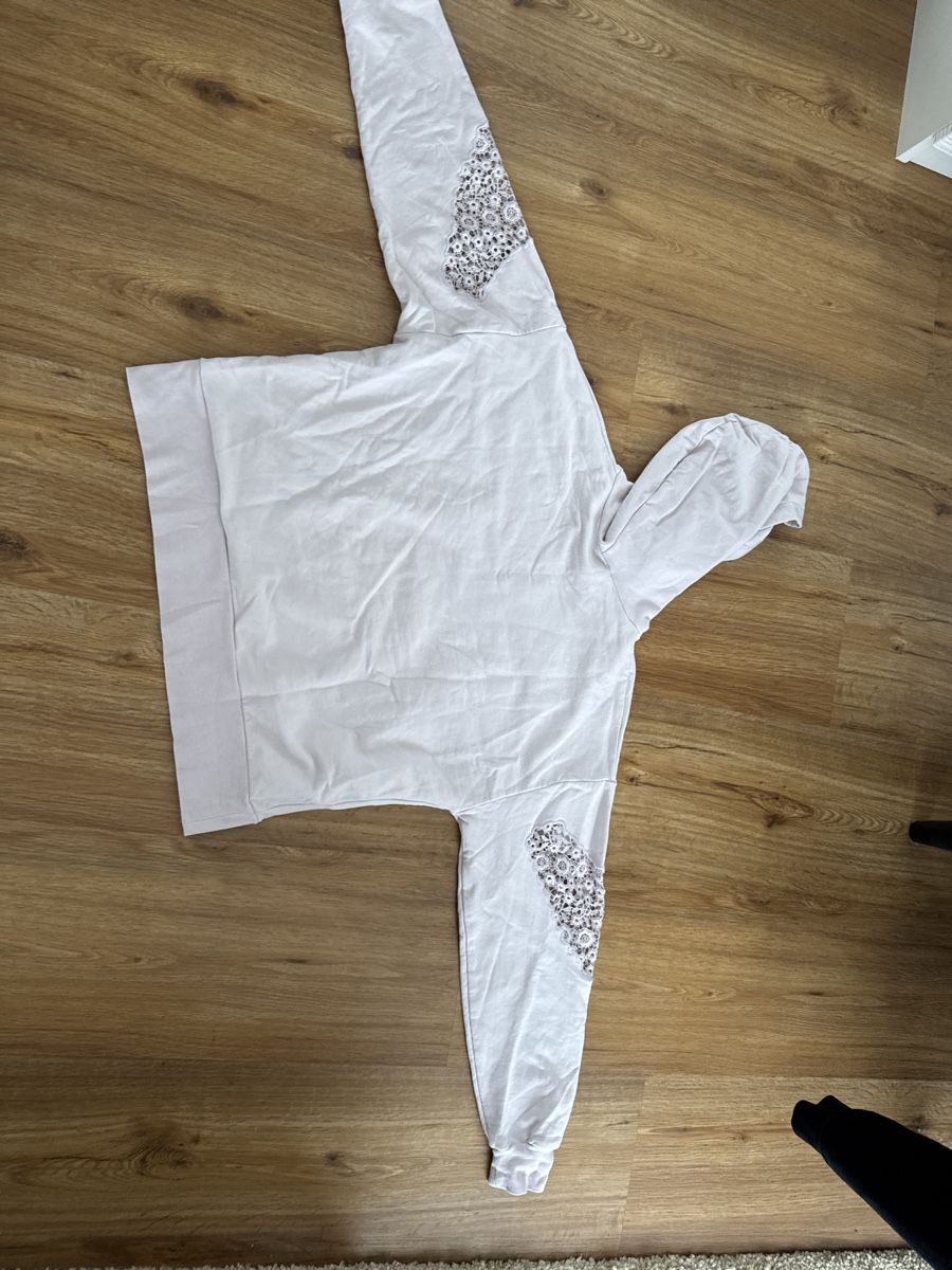 Maglioni & Felpe: Damenpullover mit Spitze, Grösse M – Nuovo (secondo la descrizione) da Lachen SZ venduto da nathiisch 1
