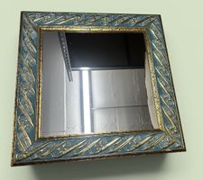 Holzspiegel im Jugendstil / Art Nouveau – 52 × 52 cm
