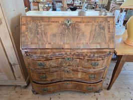 Antiker Sekretär Nussbaum, Barock Stil, Top