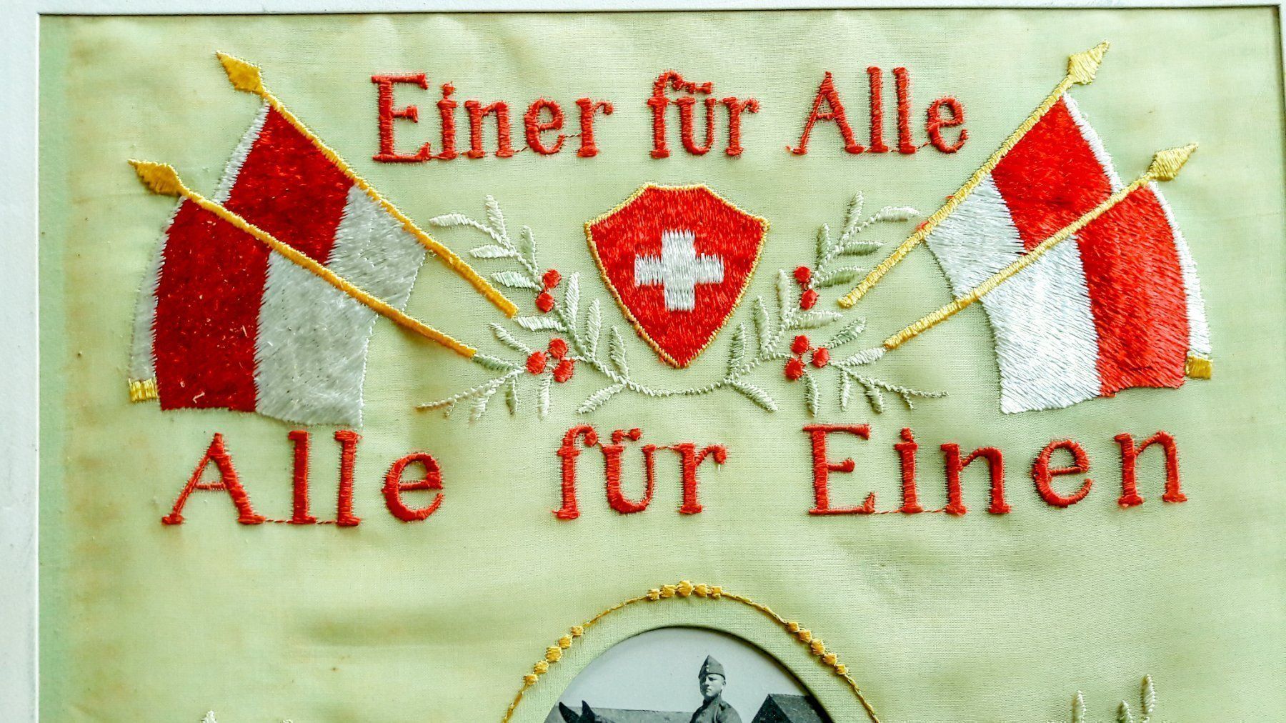 Médailles: Erinnerung Rekrutenschule 1937 gestickt – D'occasion à Tavannes par Brocashop 3