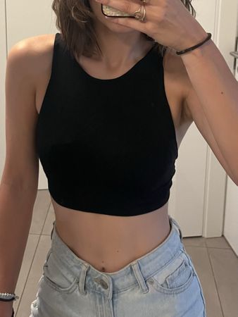 Petit top d'été taille S ZARA  