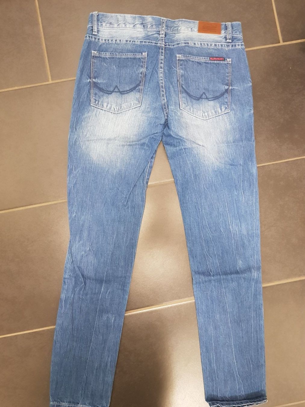 Superdry Jeans: Superdry Jeans – Usato da Oftringen venduto da bin_2wk8 1