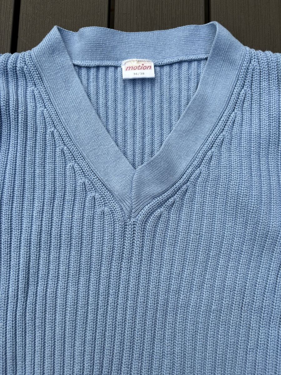 Pulls & Sweat-shirts: Hellblauer Pulli 36 – D'occasion à Kesswil par Branca-01 1
