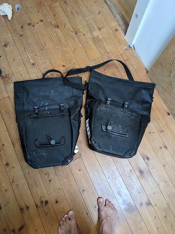 Borse: Zwei Thule vélo taschen – Usato da Zürich venduto da sansavenir