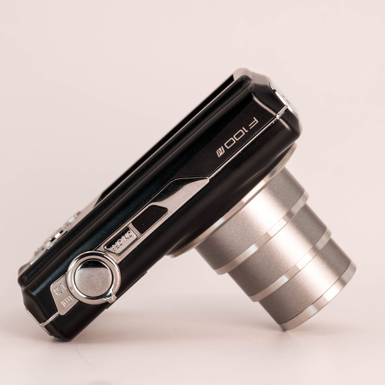 Fujifilm Fotocamera: Fujifilm F100FD - 1.6" Super CCD Sensor - Kamera – Usato da Thörishaus venduto da vintagger 9