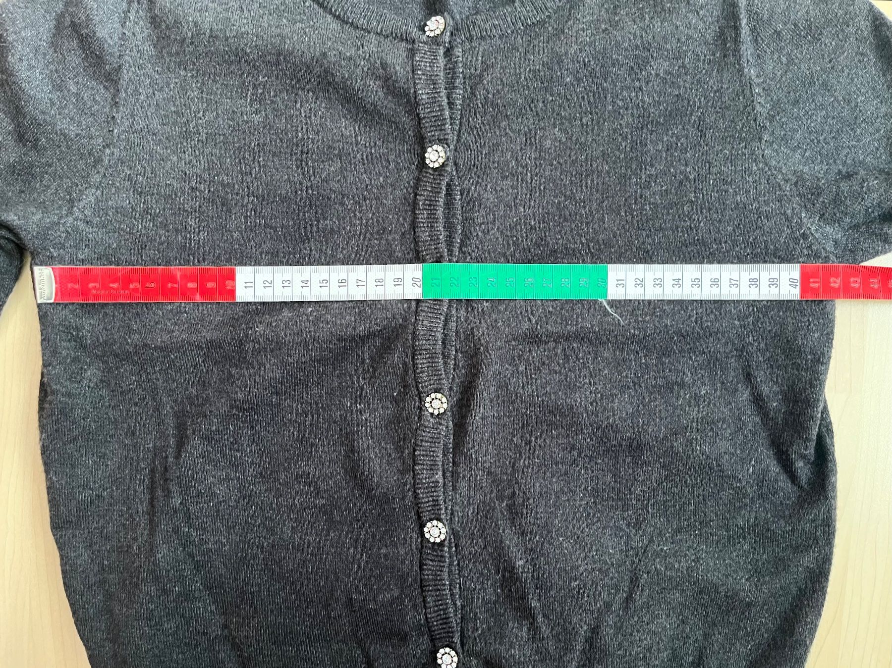 Zara Maglioni & Felpe: Zara: Strickjäckchen, Cardigan, anthrazit, Strassknöpfe, S M – Usato da Luzern venduto da ellitussi 5