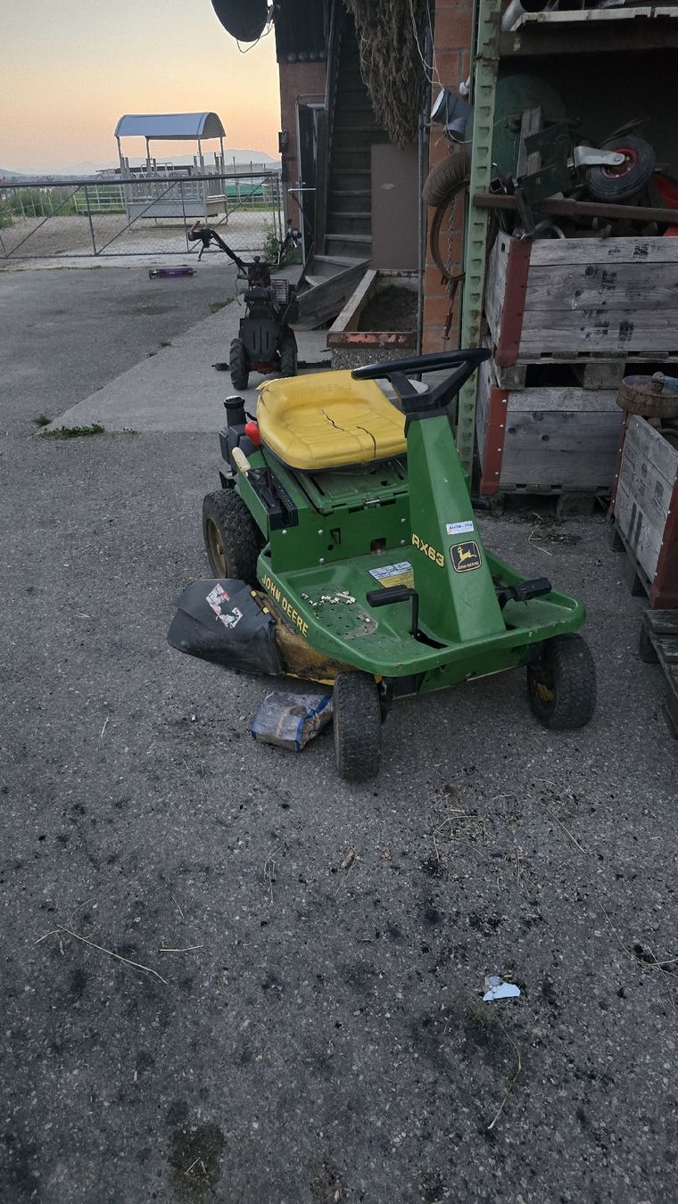 John Deere Tagliaerba: Rasenmäher John Deere LX266  – Usato da Aarberg venduto da Eichfan 1
