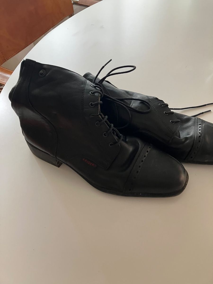 Scarpe da uomo: Reitstiefel  – Usato da Zürich venduto da hap_plg7