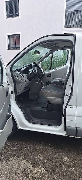 Véhicules utilitaires: Renault Trafic dCi115 – D'occasion à Luzern par kla_sn22 6
