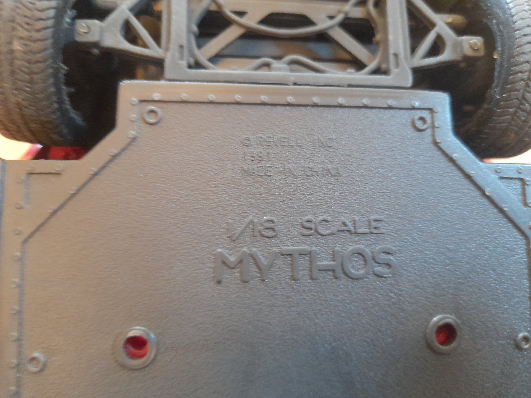 Revell Modellini d'auto: Revell 1:18 Ferrari Mythos Modellauto – Usato da Lustmühle venduto da chevi03 3