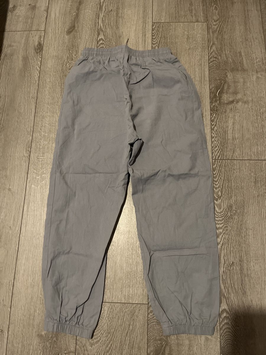 Shein Hosen: Jogging bleu gris – Gebraucht aus Le Locle von Ophelhugy 1