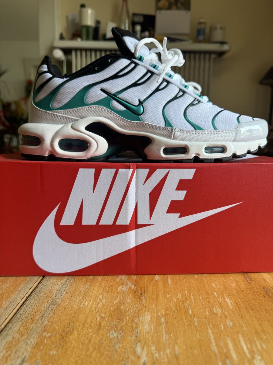 Nike Chaussures hommes: Nike Air Max Plus TN - EUR 44.5 – Neuf (Voir description) à Vevey par paf_bg8m 2
