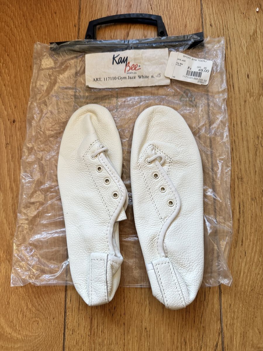 Scarpe da uomo: Kay bee Jazz white Gr. 35 Neu!  – Nuovo e nell'imballaggio originale da Basel venduto da boo_dc8c
