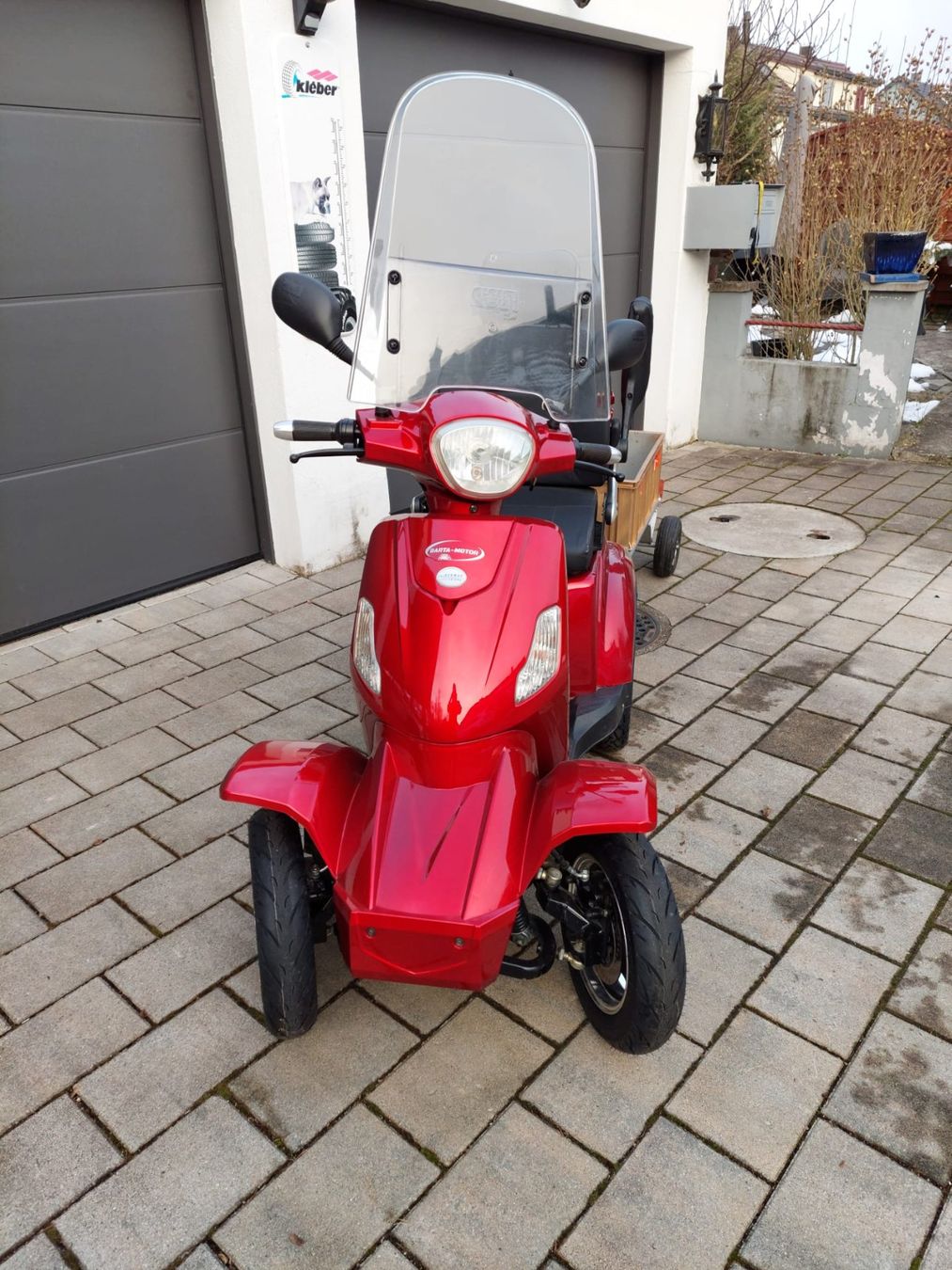 Veicoli elettrici: Elektro Scooter 20 km/h mit Topcase, Occasion – Usato da Langendorf venduto da Cbiker 2