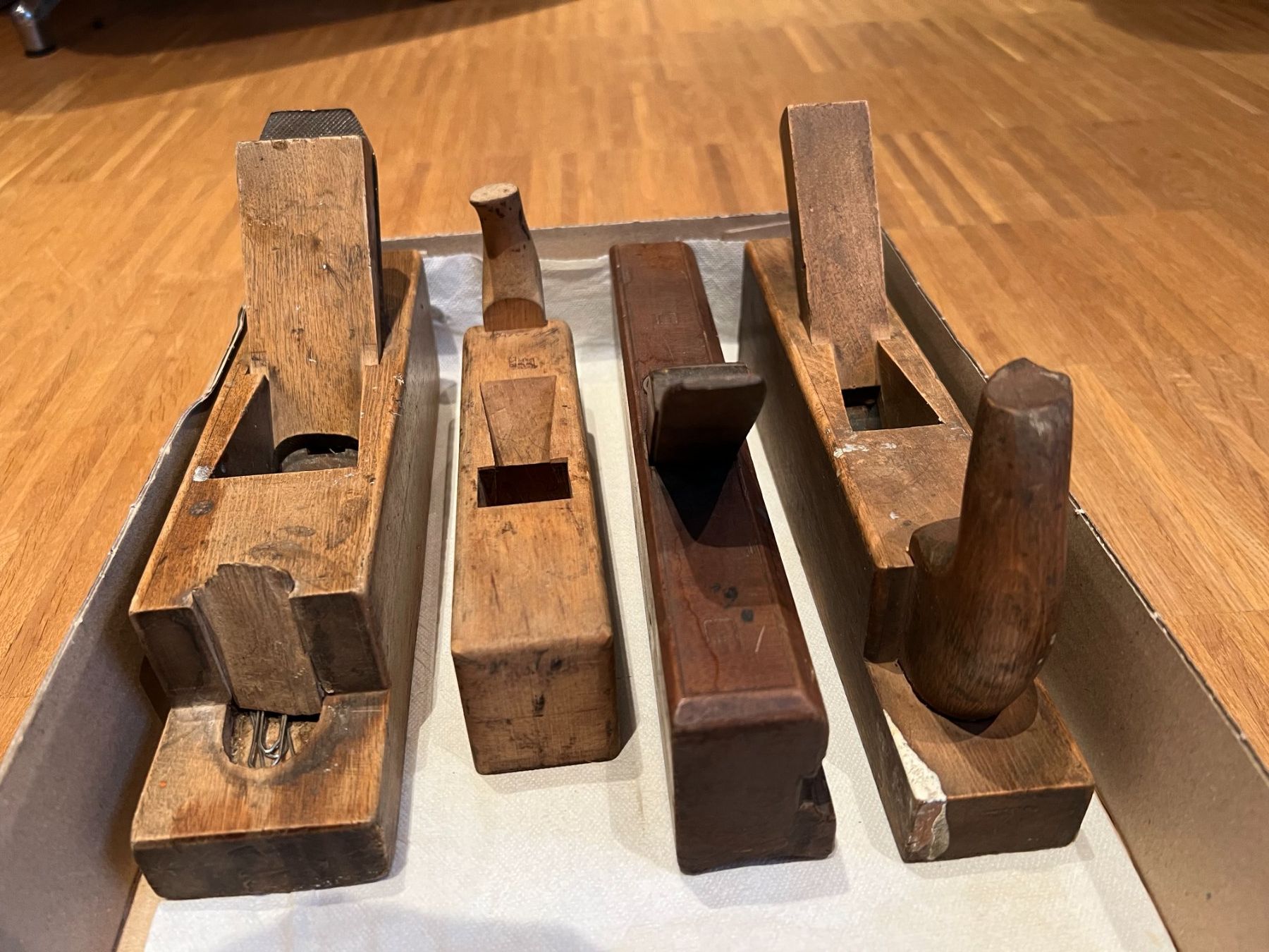 Tous les outils: 4 antike Hobel – D'occasion à Winterthur par Ilgatto 1