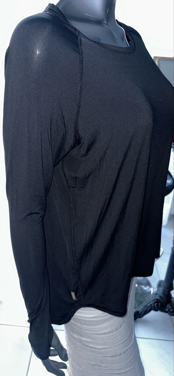 T-Shirts: ALALA SHIRT GR. M neuwertig – Neu (gemäss Beschreibung) aus Unteraegeri von MH203 5