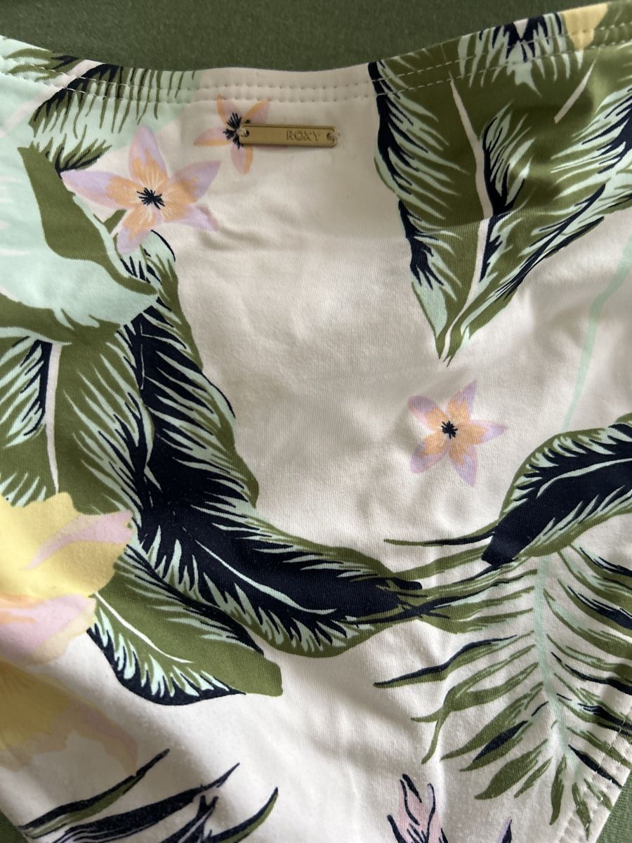 Costumi da bagno & Bikini: Sommer-Badeanzug mit Blumenmuster Grösse S – Usato da Siebnen venduto da schnell05 2