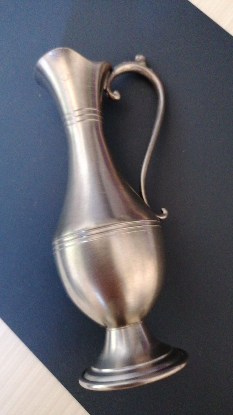 Caraffe: schöne kleine Zinnkrüglein – Usato da Grächen venduto da Hel7890 1