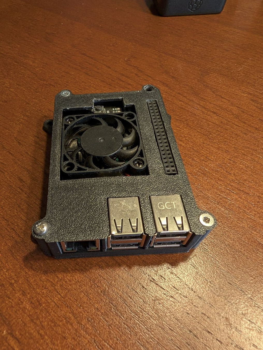 Raspberry Pi PC: Raspberry Pi 3B Plus +Netzteil+Argon Fan HAT+ Case – Usato da Winterthur venduto da Diewinti