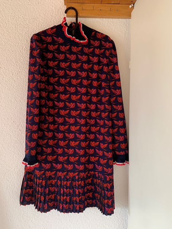 Robe Mi-longue ESSENTIEL Antwerp – Noire, Manches Longues, Col Rond, Taille XS, Viscose