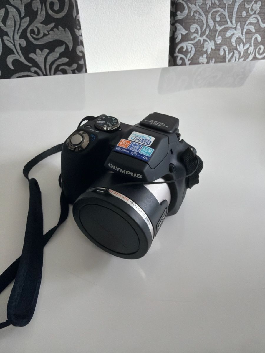 Olympus Fotocamera: Fotokamera Olympus SP-590UZ  – Nuovo (secondo la descrizione) da Mettmenstetten venduto da Zllg_09 1