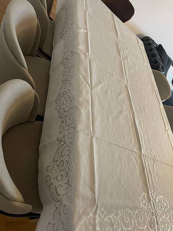 Decken: Tischdecke 220x160cm Gold – Gebraucht aus Solothurn von ers_t6vr 2