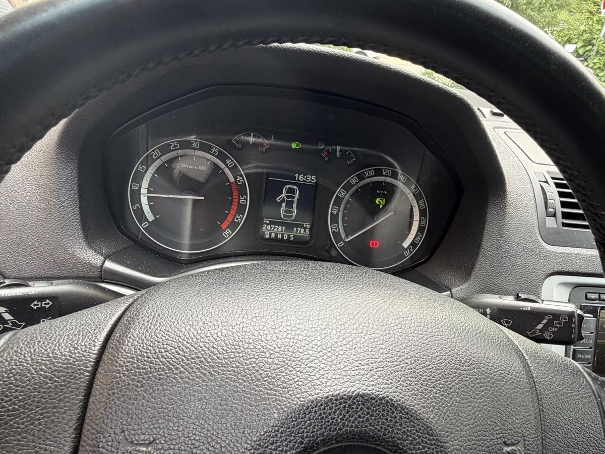 Skoda Autos: Skoda Octavia Rs 2.0TDI – Gebraucht aus Winterthur von EasyRS 6